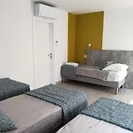Bed & Breakfast Chez Les J-folais -les Epesses - 3 Kms Puy Dufou 3*