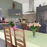 Chez Les J-folais -les Epesses - 3 Kms Puy Dufou Bed & Breakfast 3*