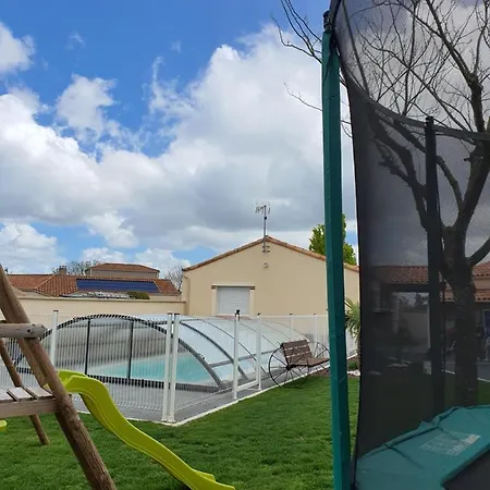 B&B Chez Les J-folais -les Epesses - 3 Kms Puy Dufou