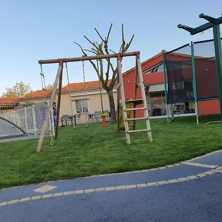 Bed & Breakfast Chez Les J-folais - 3 Kms Puy Dufou - Les Épesses