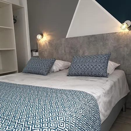 Chez Les J-folais - 3 Kms Puy Dufou - Bed & Breakfast