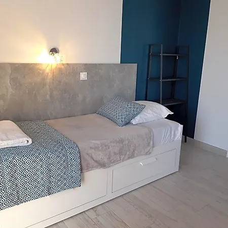 Bed and breakfast Chez Les J-folais -les Epesses - 3 Kms Puy Dufou