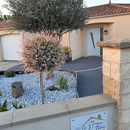 Chez Les J-folais -les Epesses - 3 Kms Puy Dufou B&B