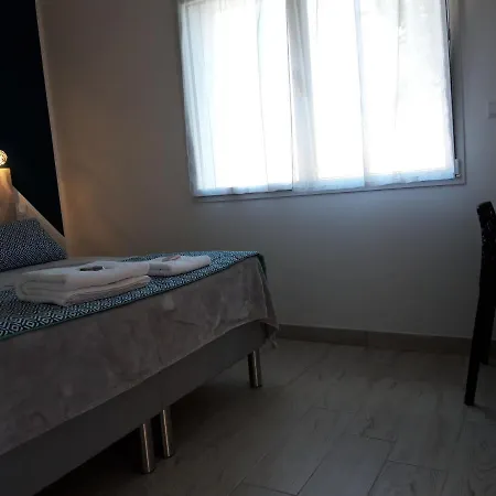 Chez Les J-folais - 3 Kms Puy Dufou - Bed & Breakfast Les Épesses